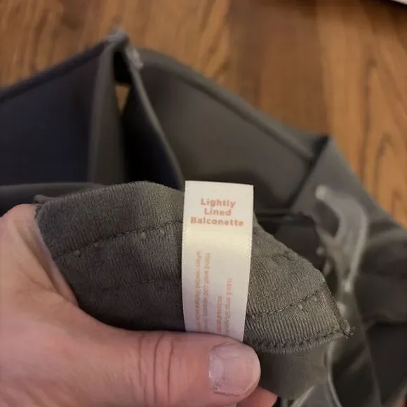 Cacique Lightly Lined Balconette Bra Size 46H - Picture 5 of 5